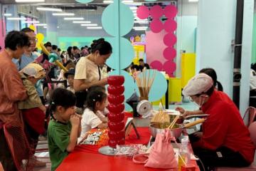 组图：来服贸会感受工业风与糖果美学的碰撞